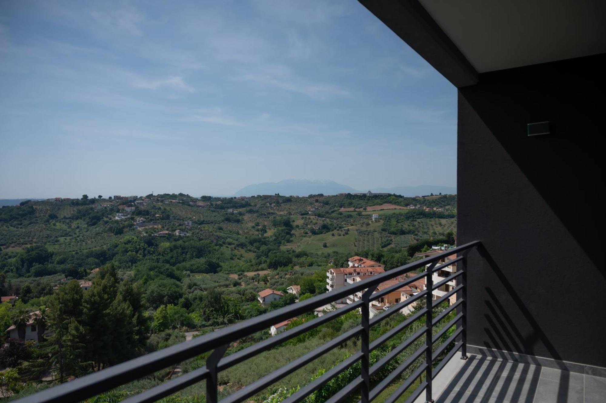 Casa Vista Mare E Colline A Montesilvano Colle Εξωτερικό φωτογραφία